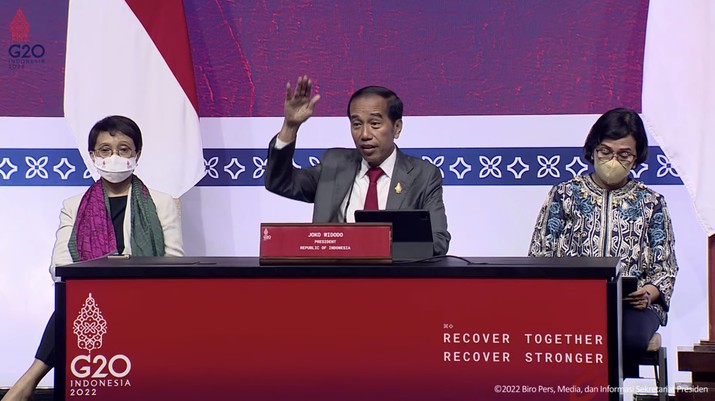 Presiden Joko Widodo Melakukan Konferensi Pers Hasil Konferensi Tingkat Tinggi (KTT) G20. (Tangkapan Layar Youtube Sekretariat Presiden)