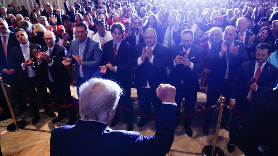 Former U.S. President Donald Trump announces that he will once again run for U.S. president in the 2024 U.S. presidential election during an event at his Mar-a-Lago estate in Palm Beach, Florida, U.S. November 15, 2022. REUTERS/Jonathan Ernst