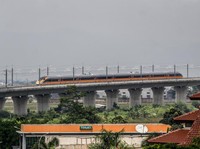 PR Kereta Cepat JKT-BDG Gak Beres-beres, Begini Janji Luhut