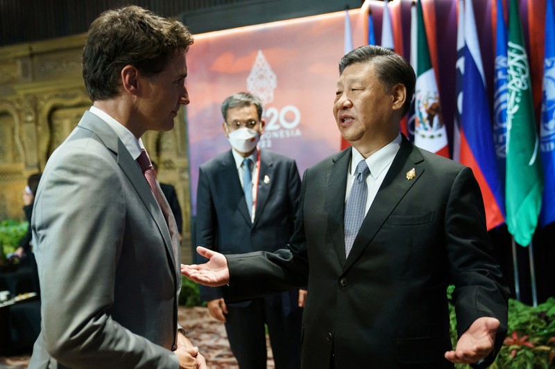 G20-SUMMIT/XI-TRUDEAU Canada's Prime Minister Justin Trudeau speaks with China's President Xi Jinping at the G20 Leaders' Summit in Bali, Indonesia, November 16, 2022. Adam Scotti/Prime Minister's Office/Handout via REUTERS. THIS IMAGE HAS BEEN SUPPLIED BY A THIRD PARTY.