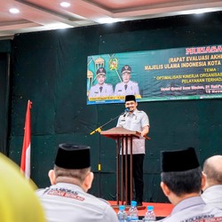 Wali Kota Medan Bangun Rumah Islamic Centre