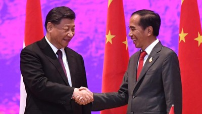 Presiden Joko Widodo melakukan pertemuan bilateral dengan Presiden Republik Rakyat Tiongkok (RRT) Xi Jinping di Hotel Apurva Kempinski Bali, pada Rabu, 16 November 2022. Dalam sambutannya, Kepala Negara menyampaikan apresiasi atas kehadiran Presiden Xi di KTT G20 Bali yang juga merupakan kunjungan luar negeri pertama setelah kembali terpilih sebagai Sekretaris Jenderal Partai. (Kris - Biro Pers Sekretariat Presiden) Presiden Joko Widodo melakukan pertemuan bilateral dengan Presiden Republik Rakyat Tiongkok (RRT) Xi Jinping di Hotel Apurva Kempinski Bali, pada Rabu, 16 November 2022. Dalam sambutannya, Kepala Negara menyampaikan apresiasi atas kehadiran Presiden Xi di KTT G20 Bali yang juga merupakan kunjungan luar negeri pertama setelah kembali terpilih sebagai Sekretaris Jenderal Partai. (Kris - Biro Pers Sekretariat Presiden)