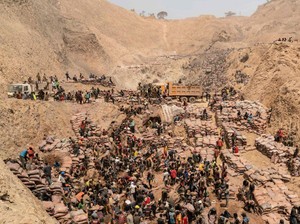 Video: Tambang Coltan di Kongo Longsor, 200 Orang Tewas
