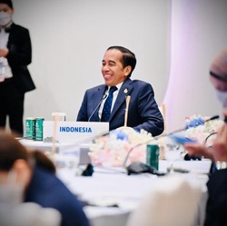 Jokowi Bongkar Dua Resep Sembuhkan Dunia yang 'Sekarat'