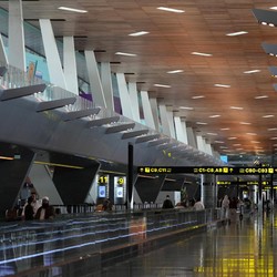 Imbas Iran Serang Pangkalan AS di Qatar, Bandara Doha Ditutup