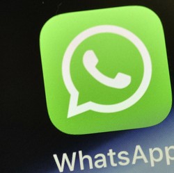 Cara Mudah Sembunyikan Chat Grup di WhatsApp, Banyak yang Belum Tahu