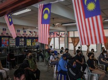 Pemilu Malaysia Memanas, Raja Akhirnya Turun Tangan!