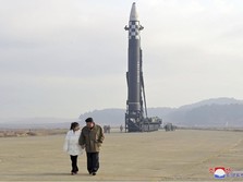 Korea Utara Tembak 2 Rudal Balistik, Jatuh di Wilayah Jepang