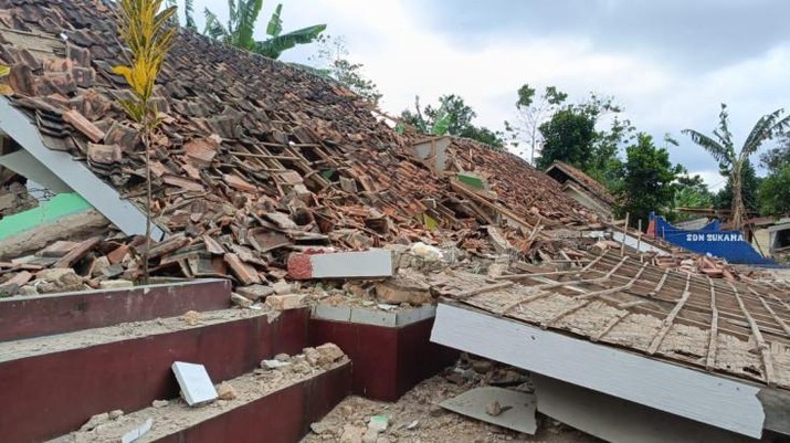 Kerusakan bangunan akibat gempabumi di Kabupaten Cianjur, Provinsi Jawa Barat, Senin (21/11). (Dok. BPBD Kabupaten Cianjur)