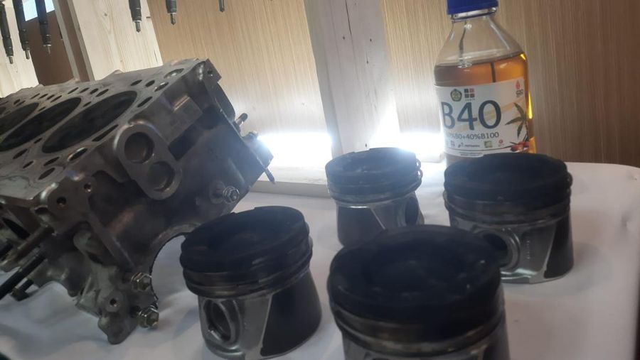 Komponen mesin kendaraan biodiesel B30 dan B40. (CNBC Indonesia/Firda Dwi Muliawati)