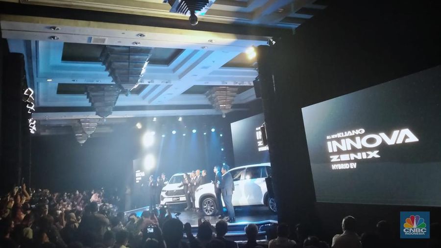 Peluncuran mobil All New Kijang Innova Zenix. (CNBC Indonesia / Suhendra)