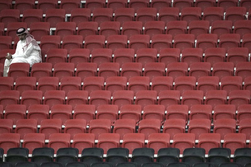 Sepi penonton pada pertadingan perdana grup A Piala Dunia antara Qatar dan Ekuador di Stadion Al Bayt di Al Khor, Qatar, Minggu, (20/11/2022). (REUTERS/DYLAN MARTINEZ) Sepi penonton pada pertadingan perdana grup A Piala Dunia antara Qatar dan Ekuador di Stadion Al Bayt di Al Khor, Qatar, Minggu, (20/11/2022). (REUTERS/DYLAN MARTINEZ)