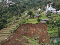 Gempa Cianjur Akibat Aktivitas Gunung Gede? Cek Faktanya