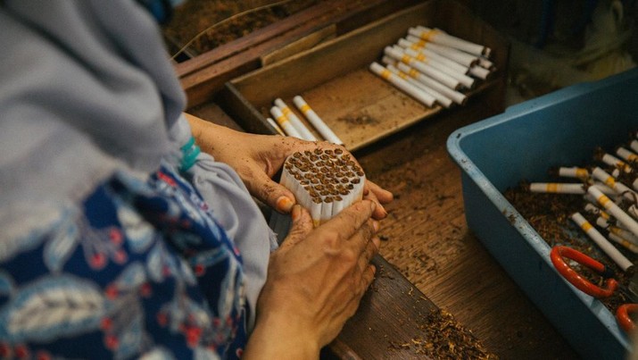 Bea Cukai Pertegas Aturan Dokumen Cukai dan/atau Dokumen Pelengkap Cukai. (Dok: Direktorat Jenderal Bea Cukai) Bea Cukai Pertegas Aturan Dokumen Cukai dan/atau Dokumen Pelengkap Cukai. (Dok: Direktorat Jenderal Bea Cukai)