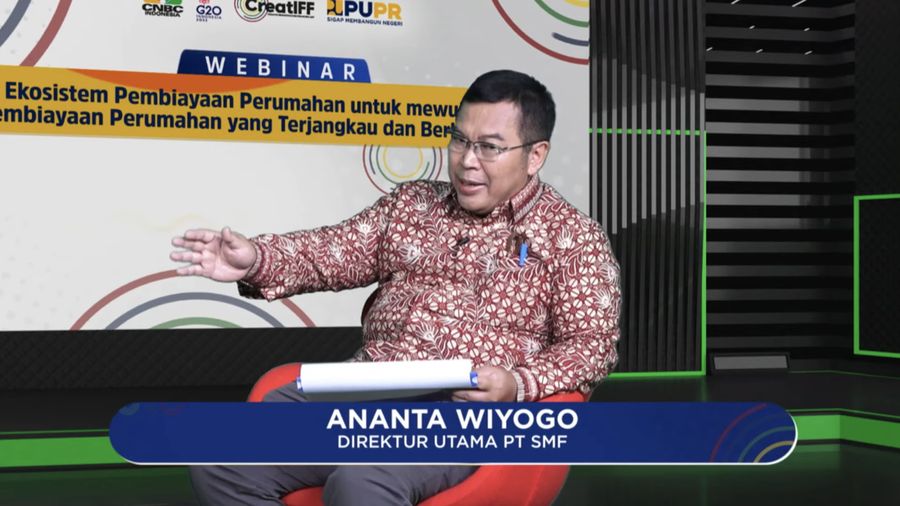 Ananta Wiyogo Direktur Utama PT. SMF, Dalam Webinar Ekosistem Pembiayaan Perumahan untuk mewujudkan Pembiayaan Perumahan yang Terjangkau dan Berkelanjutan. (Tangkapan Layar Youtube pupr_pembiayaan)