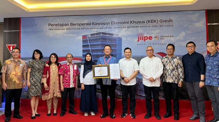 Diproyeksi Mampu Menjadi Pusat Ekonomi Baru Provinsi Jawa Timur, KEK Gresik Resmi Dioperasikan Diproyeksi Mampu Menjadi Pusat Ekonomi Baru Provinsi Jawa Timur, KEK Gresik Resmi Dioperasikan