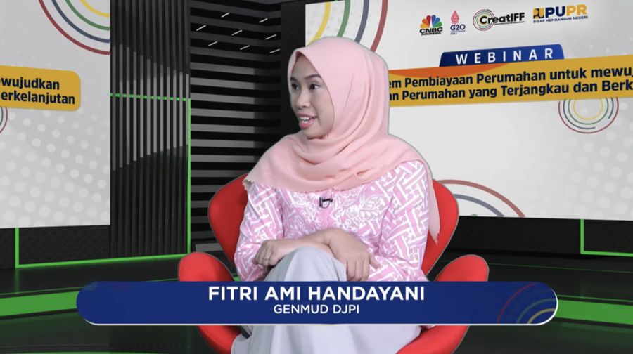Fitri Ami Handayani Genmud DJPI Dalam Webinar Ekosistem Pembiayaan Perumahan untuk mewujudkan Pembiayaan Perumahan yang Terjangkau dan Berkelanjutan. (Tangkapan Layar Youtube pupr_pembiayaan)