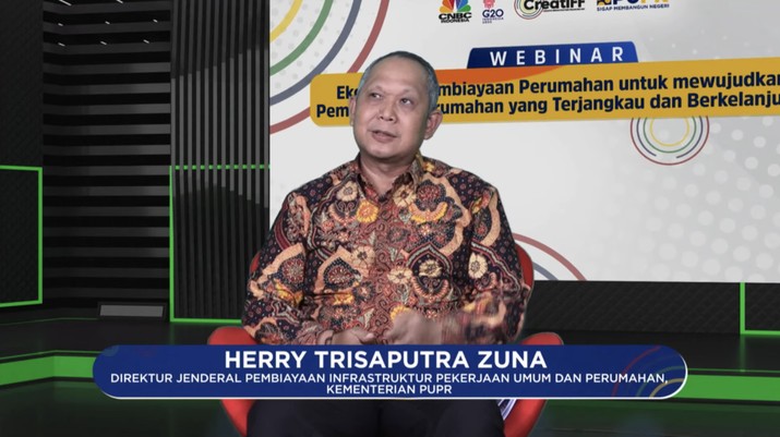 Herry Trisaputra Zuna Direktur Jendral Pembiayaan Infrastruktur Pekerjaan Umum dan Perumahan, Kementerian PUPR Dalam Webinar Ekosistem Pembiayaan Perumahan untuk mewujudkan Pembiayaan Perumahan yang Terjangkau dan Berkelanjutan. (Tangkapan Layar Youtube pupr_pembiayaan) Herry Trisaputra Zuna Direktur Jendral Pembiayaan Infrastruktur Pekerjaan Umum dan Perumahan, Kementerian PUPR Dalam Webinar Ekosistem Pembiayaan Perumahan untuk mewujudkan Pembiayaan Perumahan yang Terjangkau dan Berkelanjutan. (Tangkapan Layar Youtube pupr_pembiayaan)