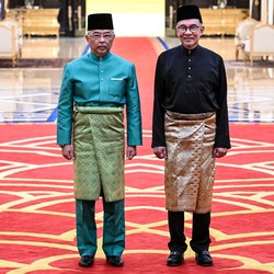 Anwar Ibrahim: Raja Malaysia Tak Terima Gaji sejak Pandemi