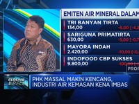 Video: Industri Air Kemasan Terimbas PHK Massal, Ada Apa?