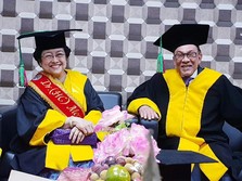 Megawati Beri Selamat ke Anwar: Bukan Politisi 'Karpet Merah'