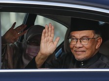 Jokowi, Presiden Pertama yang Ucap Selamat ke Anwar Ibrahim