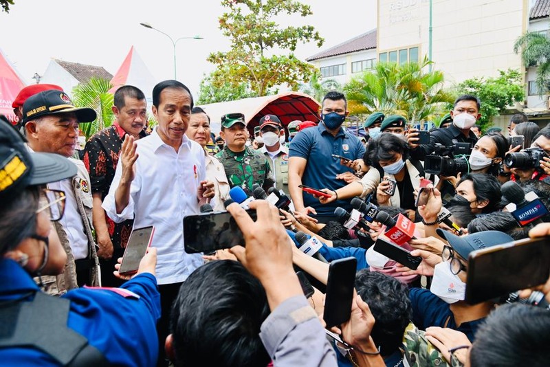 Presiden Joko Widodo mengunjungi Rumah Sakit Umum Daerah (RSUD) Sayang Cianjur, di Kabupaten Cianjur, Provinsi Jawa Barat, pada Kamis, (24/11/2022). (Foto: Laily Rachev - Biro Pers Sekretariat Presiden)
