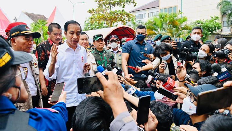 Presiden Joko Widodo mengunjungi Rumah Sakit Umum Daerah (RSUD) Sayang Cianjur, di Kabupaten Cianjur, Provinsi Jawa Barat, pada Kamis, (24/11/2022). (Foto: Laily Rachev - Biro Pers Sekretariat Presiden)