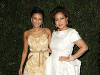 Buron Interpol, Eveline Pietruschka Ngumpet di Beverly Hills