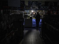 Hacker Rusia Ngeri, Bombardir Ukraina Bareng Rudal