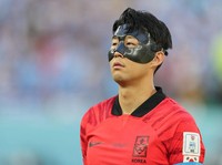 Kapten Bertopeng dari Timnas Korea, Bela Negara meski Cedera