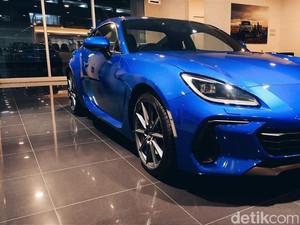 Viral Seserahan Nikah Kasih Subaru BRZ, Berapa Harganya?