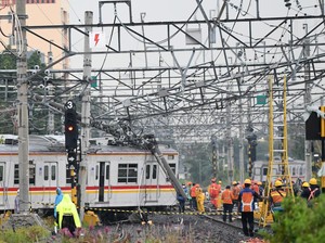 Daftar Rekayasa Rute Buntut KRL Anjlok di Depan WTC Mangga Dua