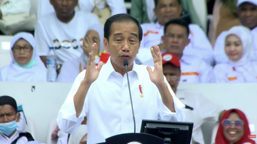 Presiden RI Jokowi di acara Gerakan Nusantara Bersatu di Stadion Utama Gelora Bung Karno, Jakarta . (Tangkapan layar Youtube 2045 TV)