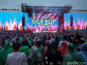 Makna, Chord, Lirik dan Terjemahan Lagu December dari Neck Deep