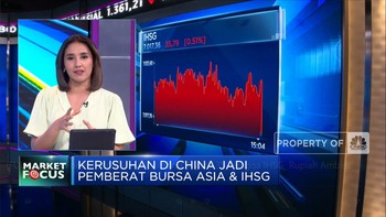 Market Focus: IHSG Memerah & Harga Minyak Ambruk Nyaris 3%