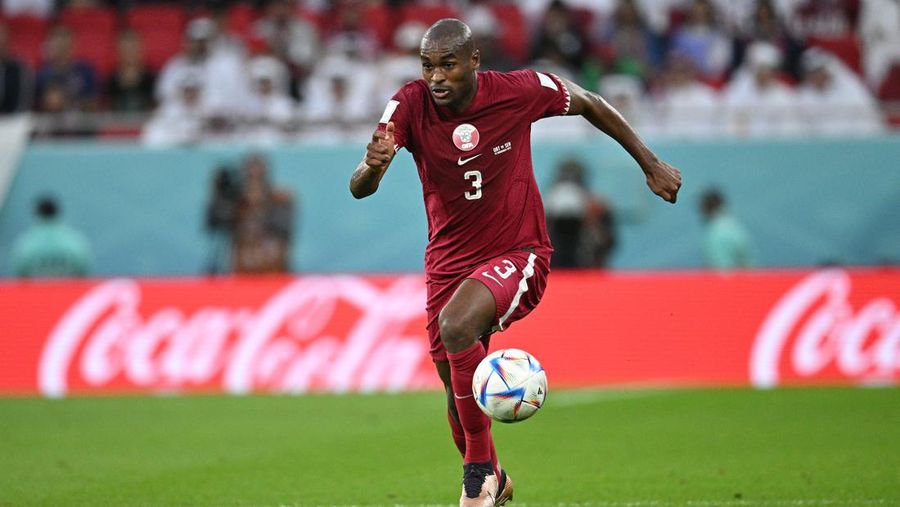 DOHA, QATAR - NOVEMBER 25: Abdelkarim Hassan of Qatar in action during the FIFA World Cup Qatar 2022 Group A match between Qatar and Senegal at Al Thumama Stadium on November 25, 2022 in Doha, Qatar. (Photo by Stuart Franklin/Getty Images)