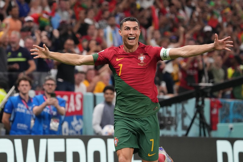 Wajah kegembiraan 3 kapten timnas yang lolos babak 16 besar Piala Dunia Qatar 2022. (Pool/Getty Images) Wajah kegembiraan 3 kapten timnas yang lolos babak 16 besar Piala Dunia Qatar 2022. (Pool/Getty Images)