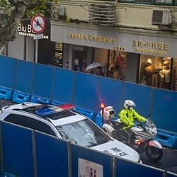 Potret Baru China Usai Demo 'Menggila', Banyak Polisi Berjaga