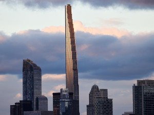 Gokil! Ada Gedung Pencakar Langit Tertipis di Dunia, Dalamnya Mewah Banget
