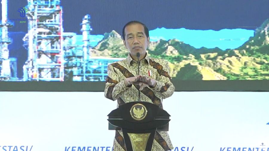 Presiden Joko Widodo Saat Rapat Koordinasi Nasional Investasi 2022 Hilirisasi dan Kemitraan untuk Investasi Berkeadilan. (Tangkapan Layar via Youtube Kementerian Investasi - BKPM)