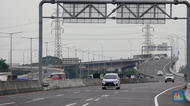 Tol Bekasi-Cawang-Kampung Melayu atau Becakayu. (CNBC Indonesia/Muhammad Sabki)