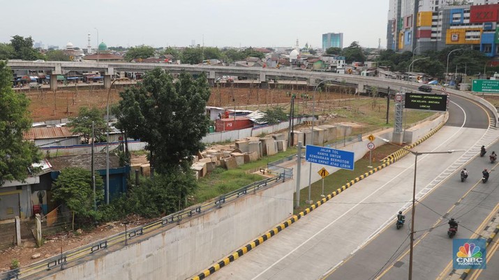 Tol Bekasi-Cawang-Kampung Melayu atau Becakayu on Ramp Perumpung (CNBC Indonesia/Muhammad Sabki)