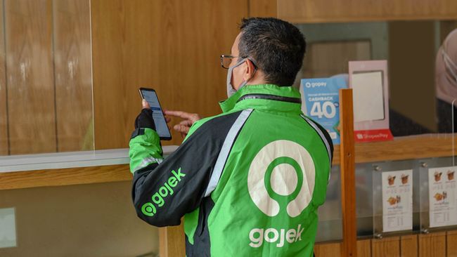 Gojek Salurkan Bonus Hari Raya kepada Mitra Driver