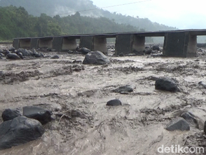 BMKG Peringatkan Banjir Lahar Hujan di Sumbar, Apa Itu?