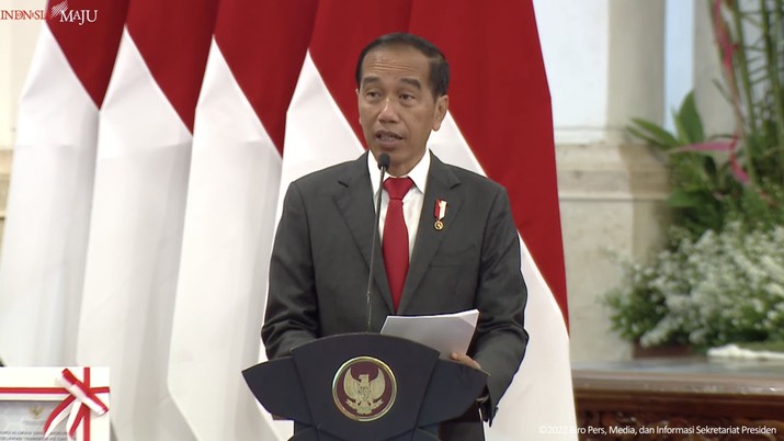 Presiden Joko Widodo Saat Penyerahan DIPA dan Buku Daftar Alokasi Transfer ke Daerah Tahun Anggaran 2023, 1 Des 2022 Presiden Joko Widodo Saat Penyerahan DIPA dan Buku Daftar Alokasi Transfer ke Daerah Tahun Anggaran 2023, 1 Des 2022 (Tangkapan Layar Youtube Sekretariat Presiden)