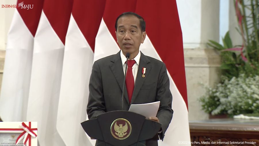Presiden Joko Widodo Saat Penyerahan DIPA dan Buku Daftar Alokasi Transfer ke Daerah Tahun Anggaran 2023, 1 Des 2022 (Tangkapan Layar Youtube Sekretariat Presiden)