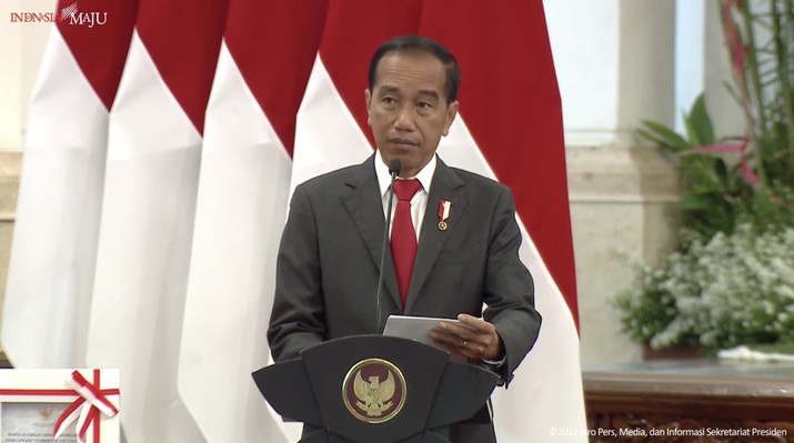 Hati-Hati Jokowi, RI Sangat Tergantung Dengan China & Amerika