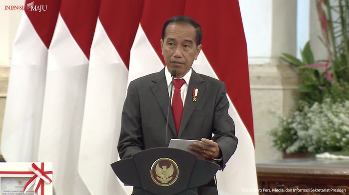 Presiden Joko Widodo Saat Penyerahan DIPA dan Buku Daftar Alokasi Transfer ke Daerah Tahun Anggaran 2023, 1 Des 2022 Presiden Joko Widodo Saat Penyerahan DIPA dan Buku Daftar Alokasi Transfer ke Daerah Tahun Anggaran 2023, 1 Des 2022 (Tangkapan Layar Youtube Sekretariat Presiden)