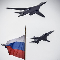 Pesawat Bomber Nuklir Rusia Jatuh di Siberia, Apa yang Terjadi?